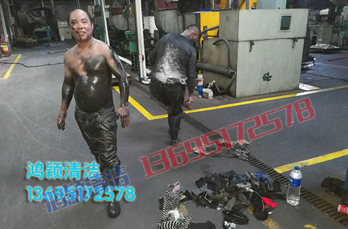 志高空调厂机械管道清理